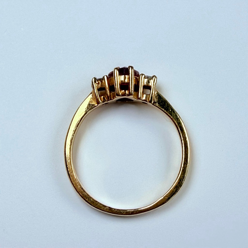 14K Solid Yellow Gold Red Genuine Ruby Heart & Diamond Vintage Ring - Picture 5 of 10